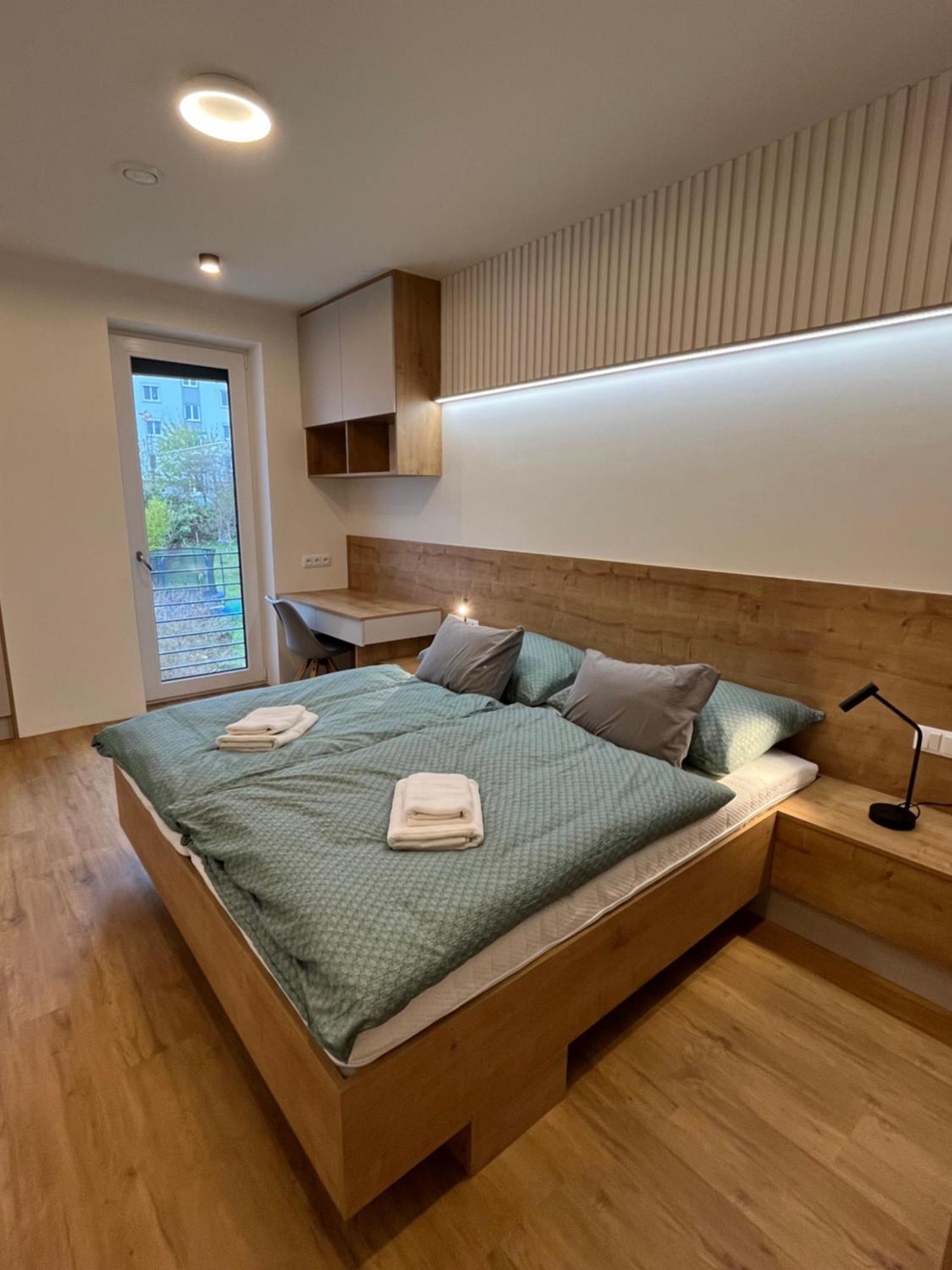 Fresh Apartments ブルノ エクステリア 写真
